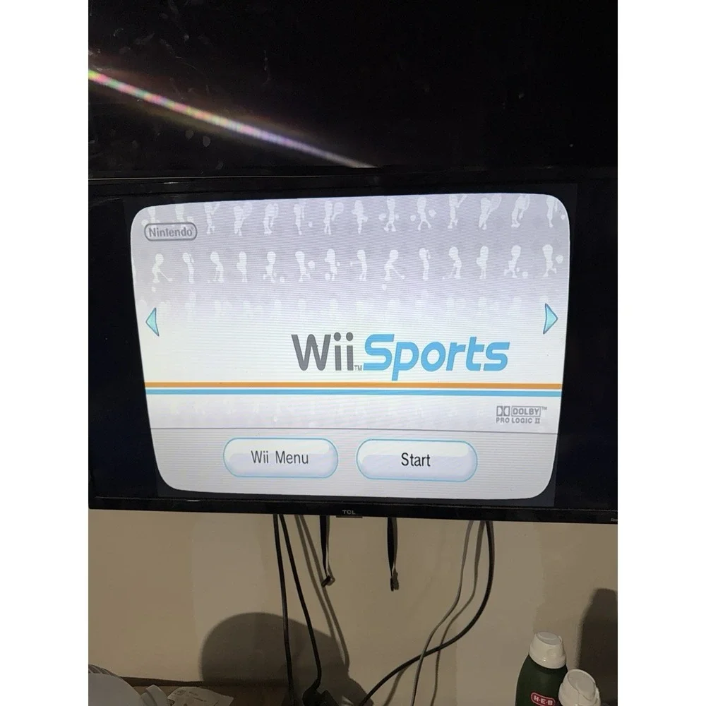 Nintendo Wii Sports Bundle, 2 Controllers + Nunchuck + 6 Games Lot (TESTED)